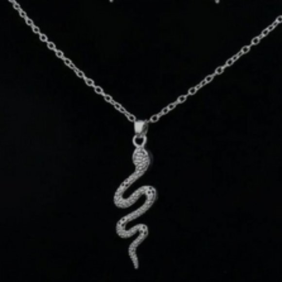 Retro Serpent Snake Necklace - Picture 2 of 5